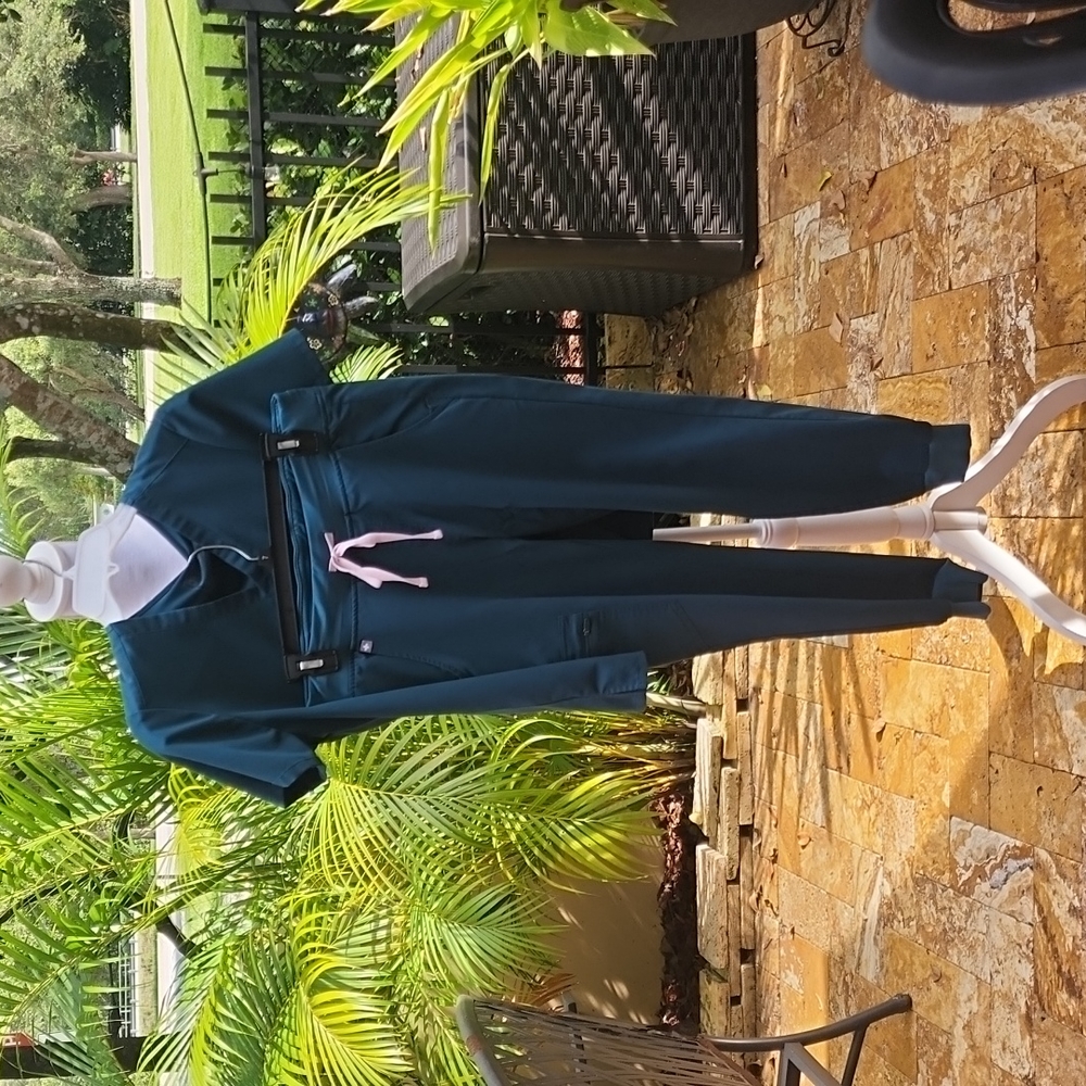 Hunter Green woman's Figs